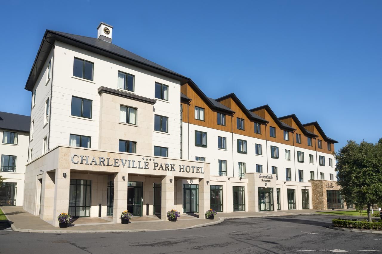 Отель Charleville Park Hotel & Leisure Club Ро-Луирк